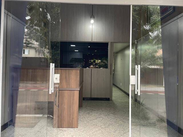 #831 - Ponto Comercial para Locação em São Paulo - SP - 1