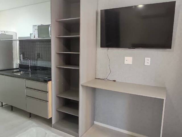 Locação em Vila Regente Feijó - São Paulo