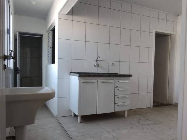 Locação em Vila Santa Teresa (Zona Leste) - São Paulo