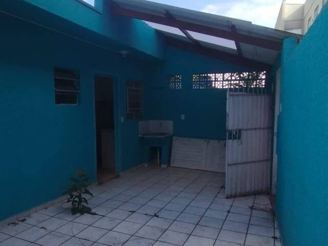 Locação em Vila Santa Teresa (Zona Leste) - São Paulo